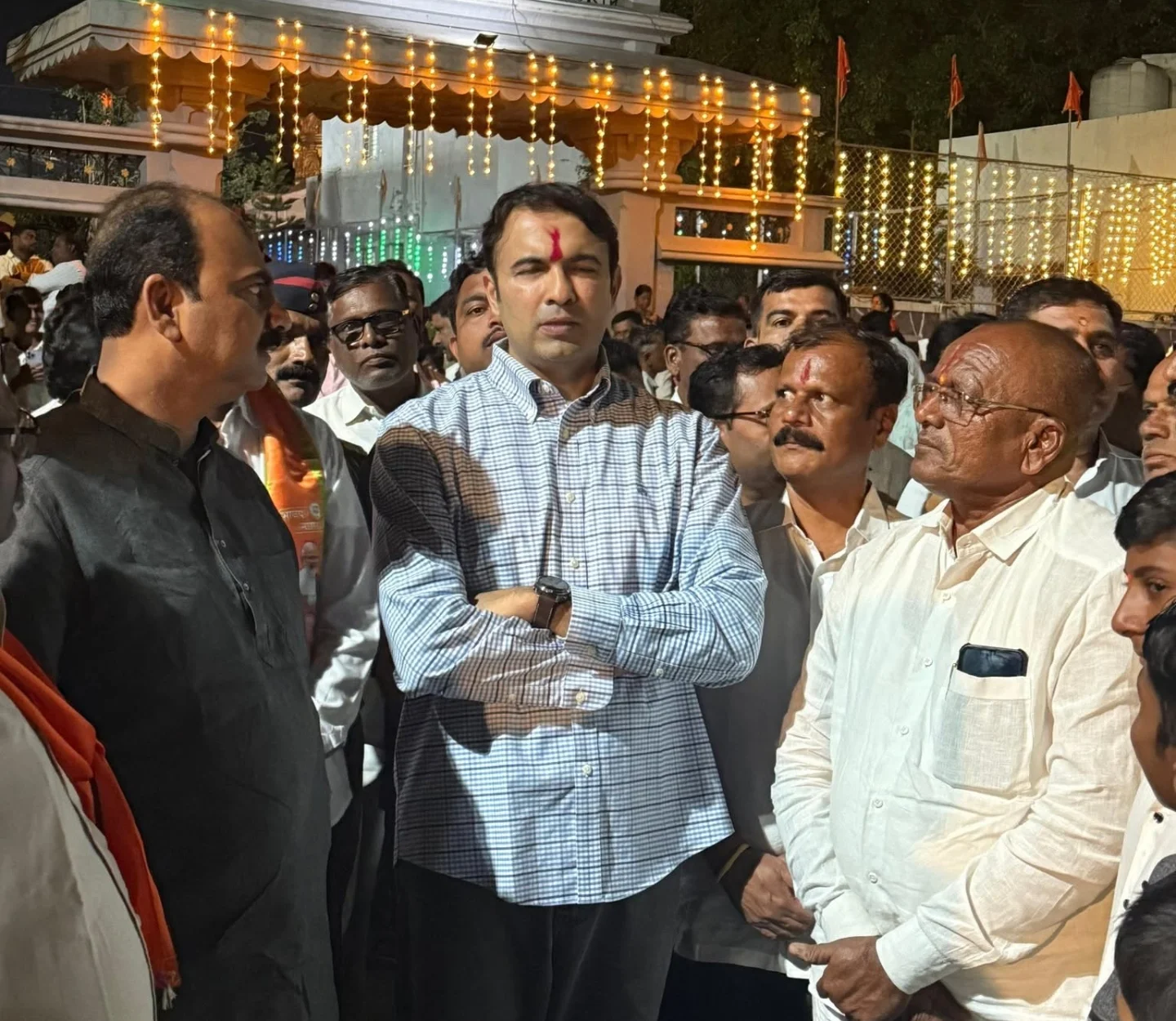 तळबीड ता - कराड भाजपचे जिल्हाध्यक्ष व कराड दक्षिण चे आमदार मा.अतुलबाबा भोसले व कराड उत्तरचे आमदार मा.